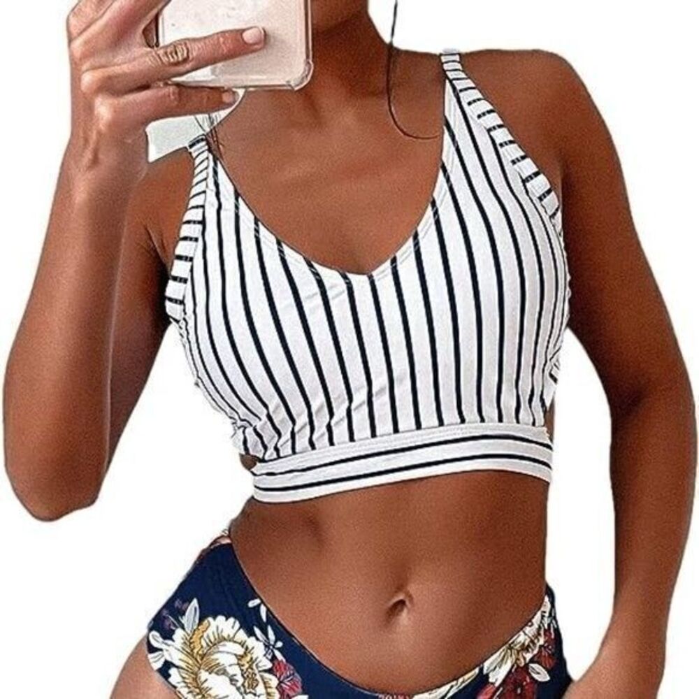 ZAFUL Women's Striped Tie at the back Bikini Top‎ Size 10